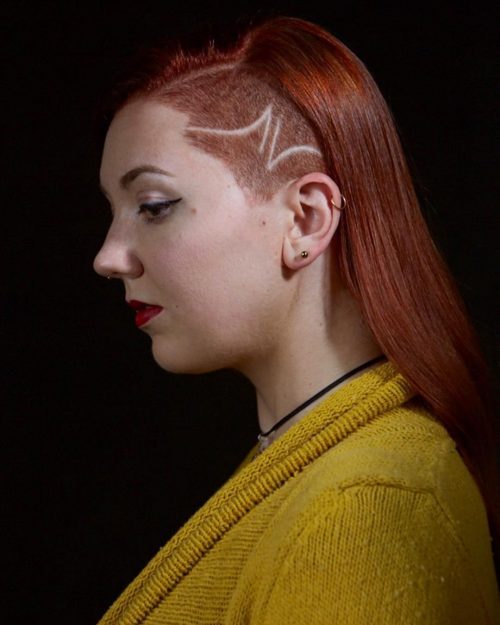 Own the chemical constituent of surprise amongst 1 of these amazing hidden undercut designs for women xix Edgy Examples of Hidden Undercut Designs for Women