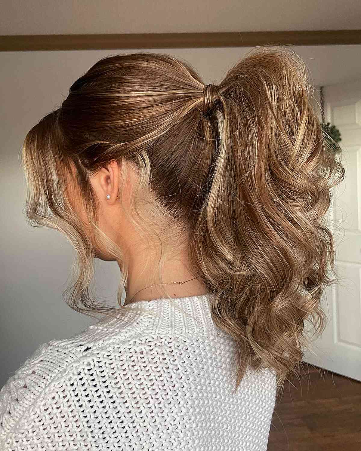 Long Textured Ponytail with Face Frame Cowgirl Hair