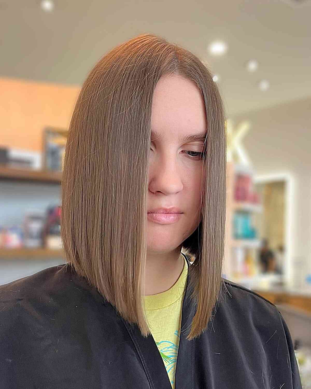 Trendy Angled Bob for Straight Medium Hair