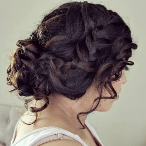 A quinceanera hairstyle is whatever hairdo worn on a daughter xv Stunning Quinceanera Hairstyles to Consider