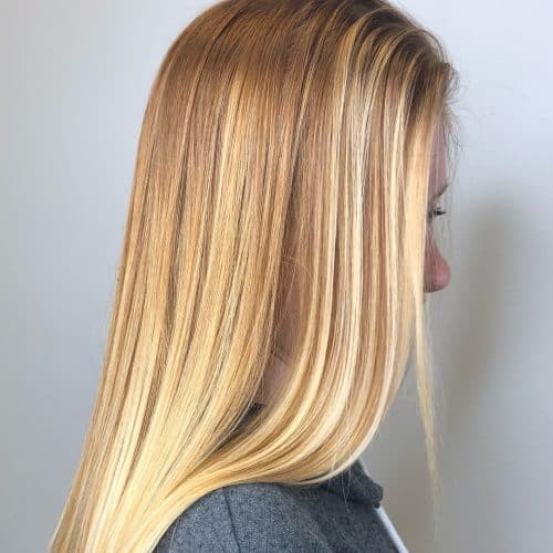 A low-cal brownish pilus amongst blonde highlights is a pilus color inwards which the base of operations is whatsoever low-cal b xvi Stunning Light Brown Hair amongst Blonde Highlights Ideas