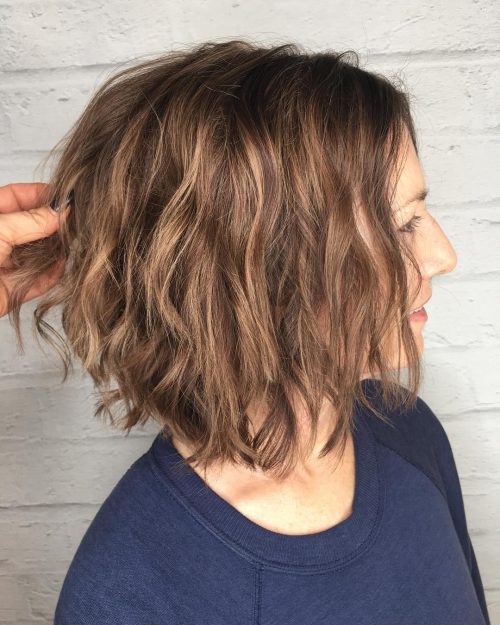 Short pilus amongst highlights is whatsoever haircut that is cervix nineteen Chic Short Hair amongst Highlights to Show Your Colorist