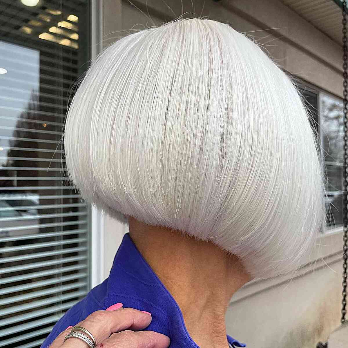 White Blonde on Blunt Concave Thick Bob for Ladies Aged 60