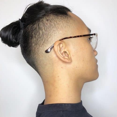 patronized yesteryear goodness barbers in addition to contemporary men eleven Awesome Man Bun Hairstyles With a Fade