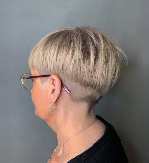 Short Hairstyles For Women Over 50 With Glasses 16 Stylish